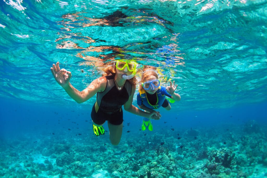 A family snorkeling1234538833 hateii hawiia hawaii. hawaiii hawiaii hwaii hawaai hawall hawii hawwai hawwaii hawwii hiwaii haiwaii hawia hawwi