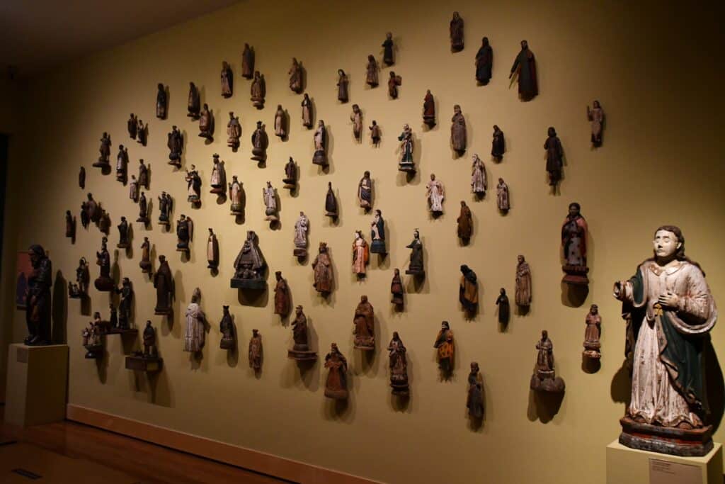 Exhibit at the Honolulu Museum of Art in Hawaii,hateii hawiia hawaii. hawaiii hawiaii hwaii hawaai hawall hawii hawwai hawwaii hawwii hiwaii haiwaii hawia hawwi 2573072349