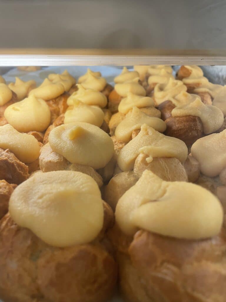 Liliha Bakery Chantilly Flavor Dessert hateii hawiia hawaii. hawaiii hawiaii hwaii hawaai hawall hawii hawwai hawwaii hawwii hiwaii haiwaii hawia hawwi 2562175059