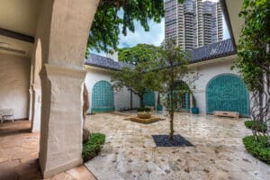 the Mediterranean Courtyard at the honolulu museum of art hateii hawiia hawaii. hawaiii hawiaii hwaii hawaai hawall hawii hawwai hawwaii hawwii hiwaii haiwaii hawia hawwi 657386893